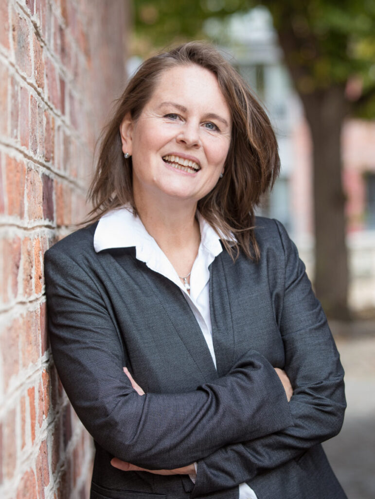 Maike Petersen, Redakteurin und Magazinjournalistin